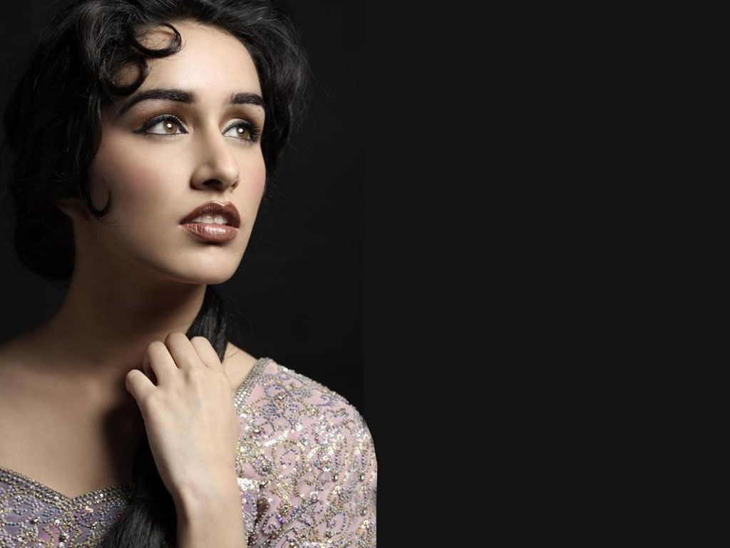 Shraddha Kapoor Hd Wallpapers And Images Free - Shradha Kapoor Hd Wallpapers 1080p - HD Wallpaper 