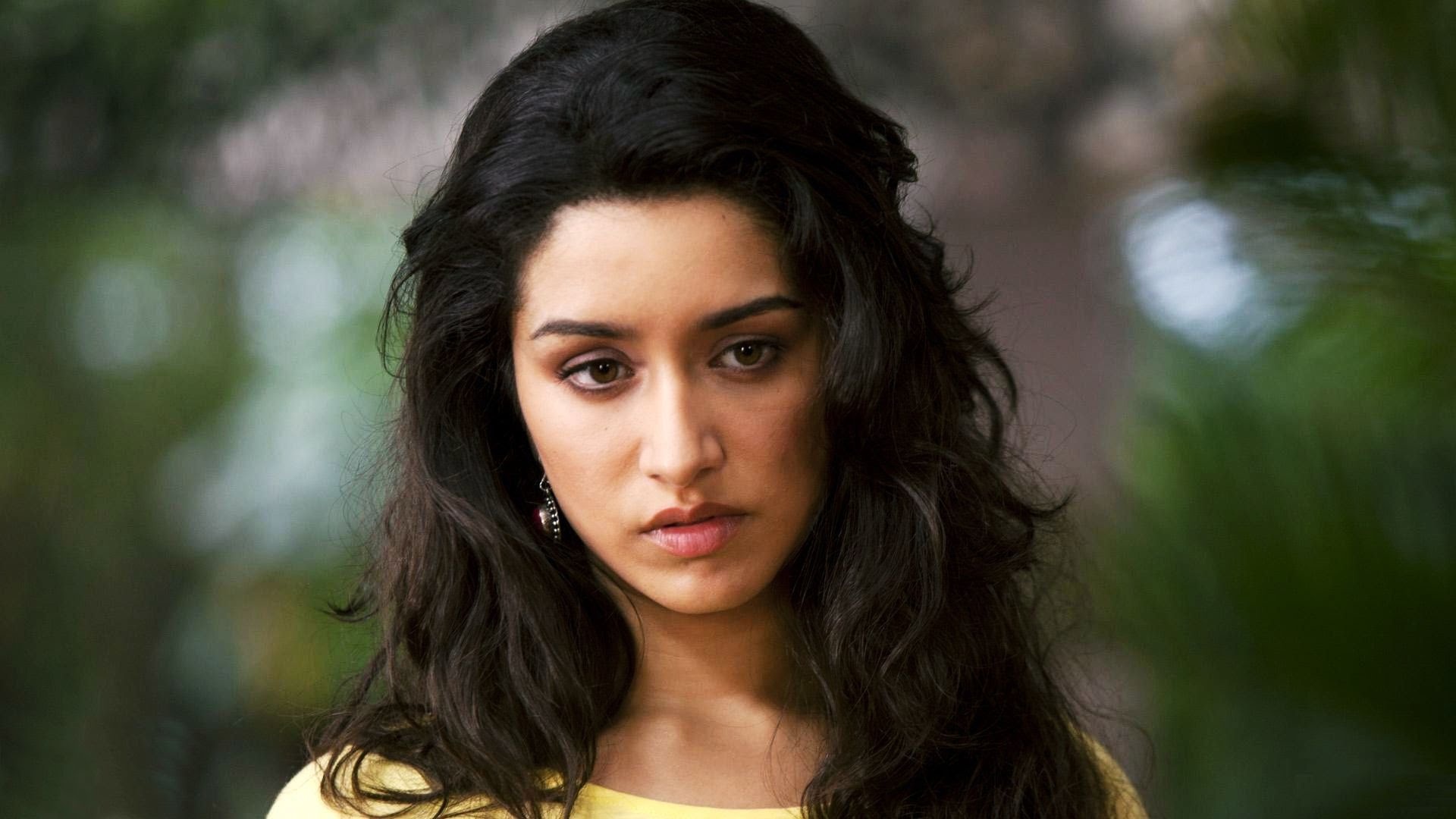 Shraddha Kapoor - Shashika Nisansala Old Songs - HD Wallpaper 