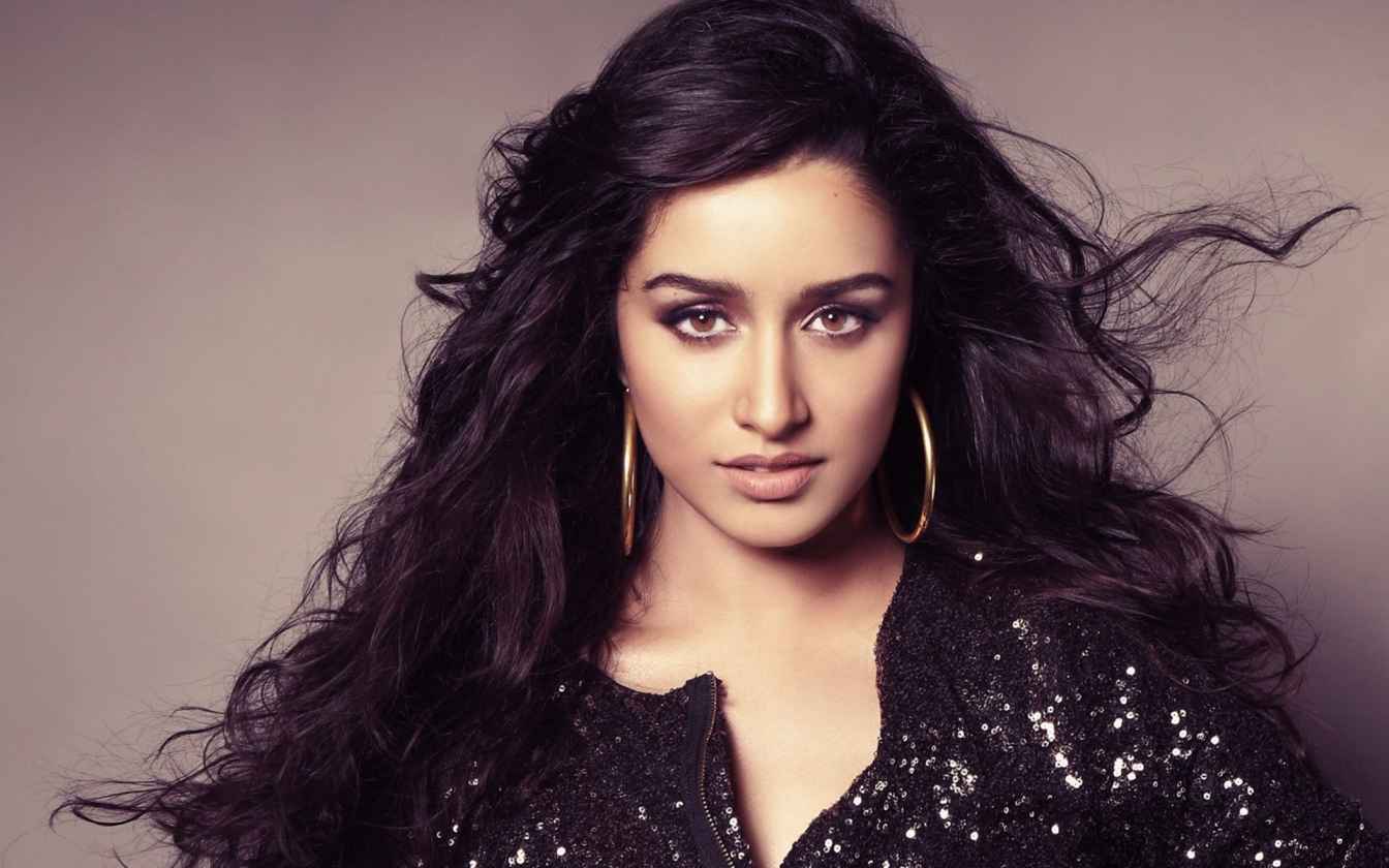 Shraddha Kapoor Ranbir Kapoor - HD Wallpaper 