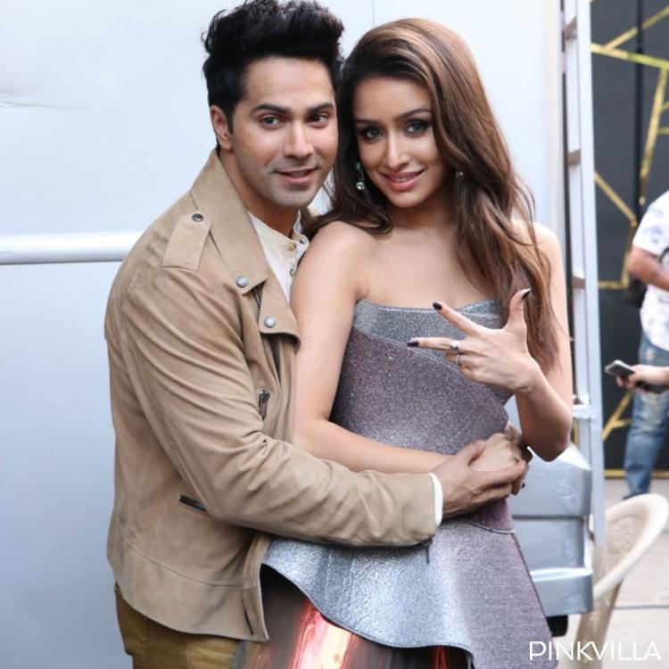 Varun Dhawan And Shraddha Kapoor Flaunt Their Sizzling - Shraddha Kapoor With Varun Dhawan - HD Wallpaper 