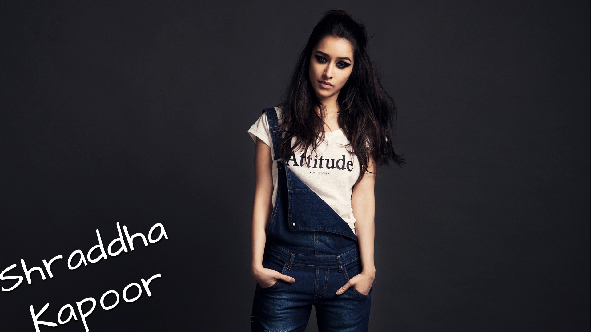Shraddha Kapoor Wallpaper - Girl - HD Wallpaper 