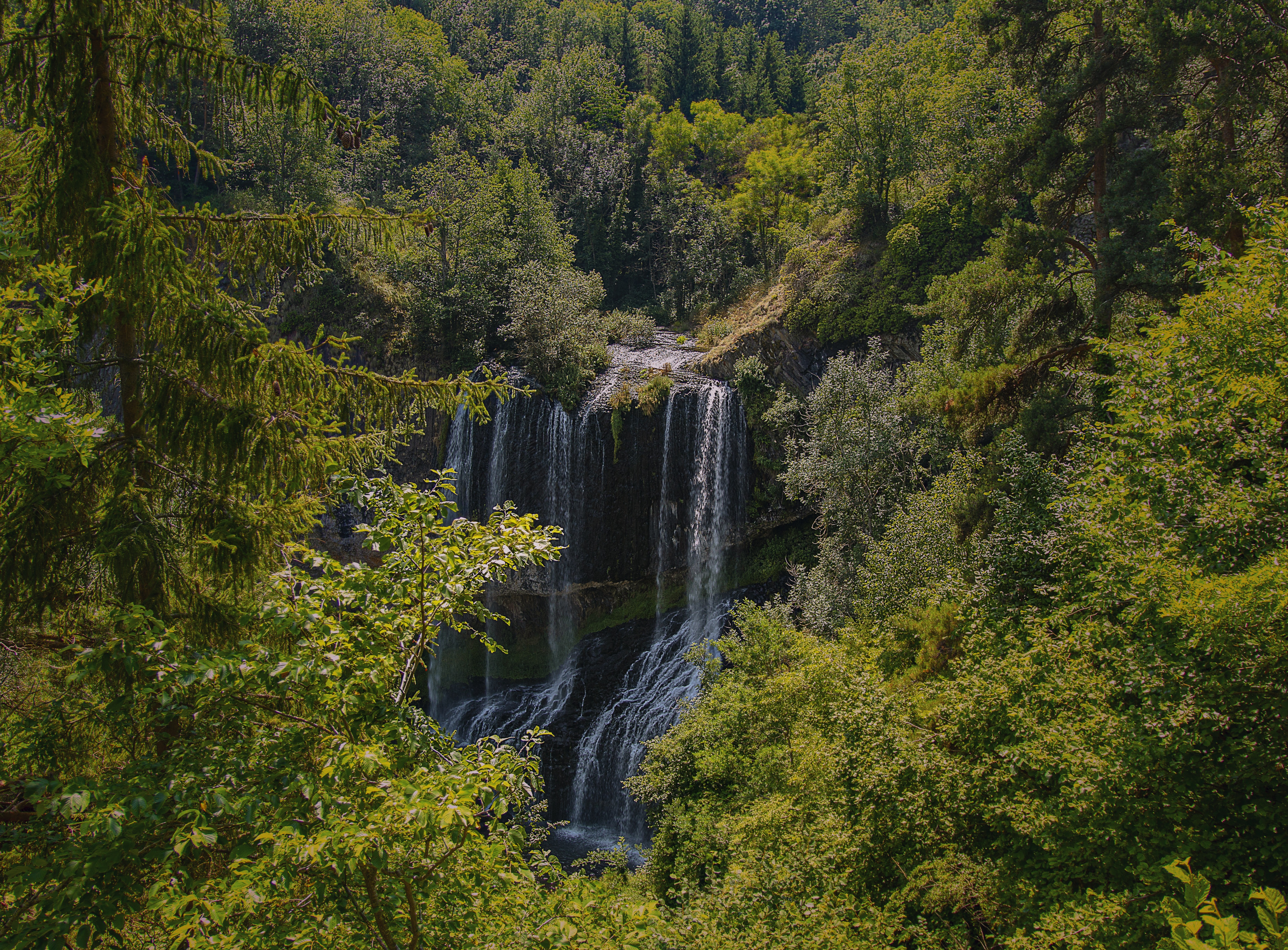 Waterfall - HD Wallpaper 