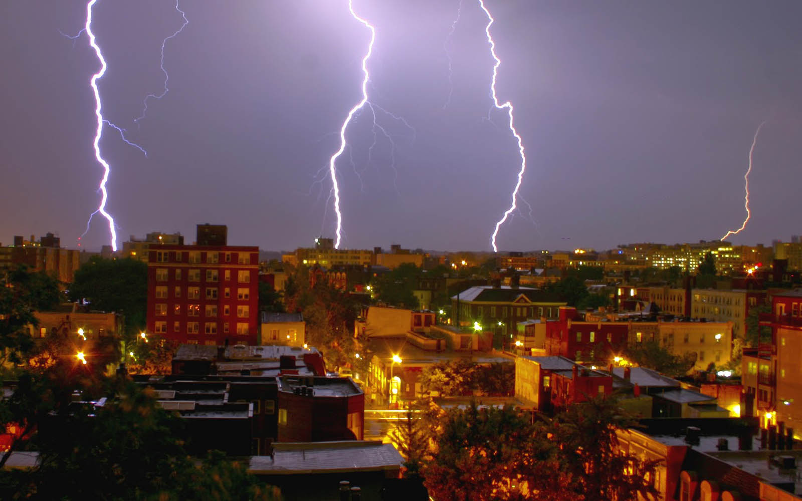 Gambar Petir, Foto Petir, Wallpaper Petir, Lightning - Wallpaper - HD Wallpaper 