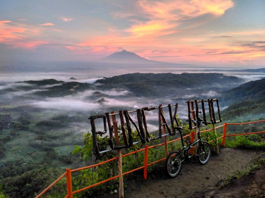 Puncak Becici - Puncak Bercici - HD Wallpaper 