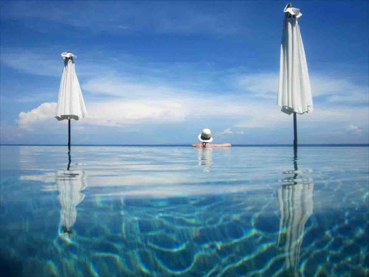 Lys Property Management, Nomadholidayrentals - Sea - HD Wallpaper 