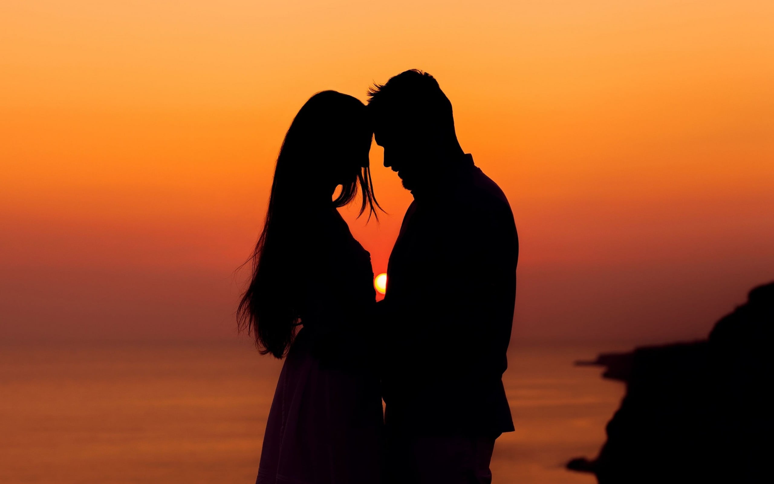 Boy And Girl Silhouette Sunset - HD Wallpaper 