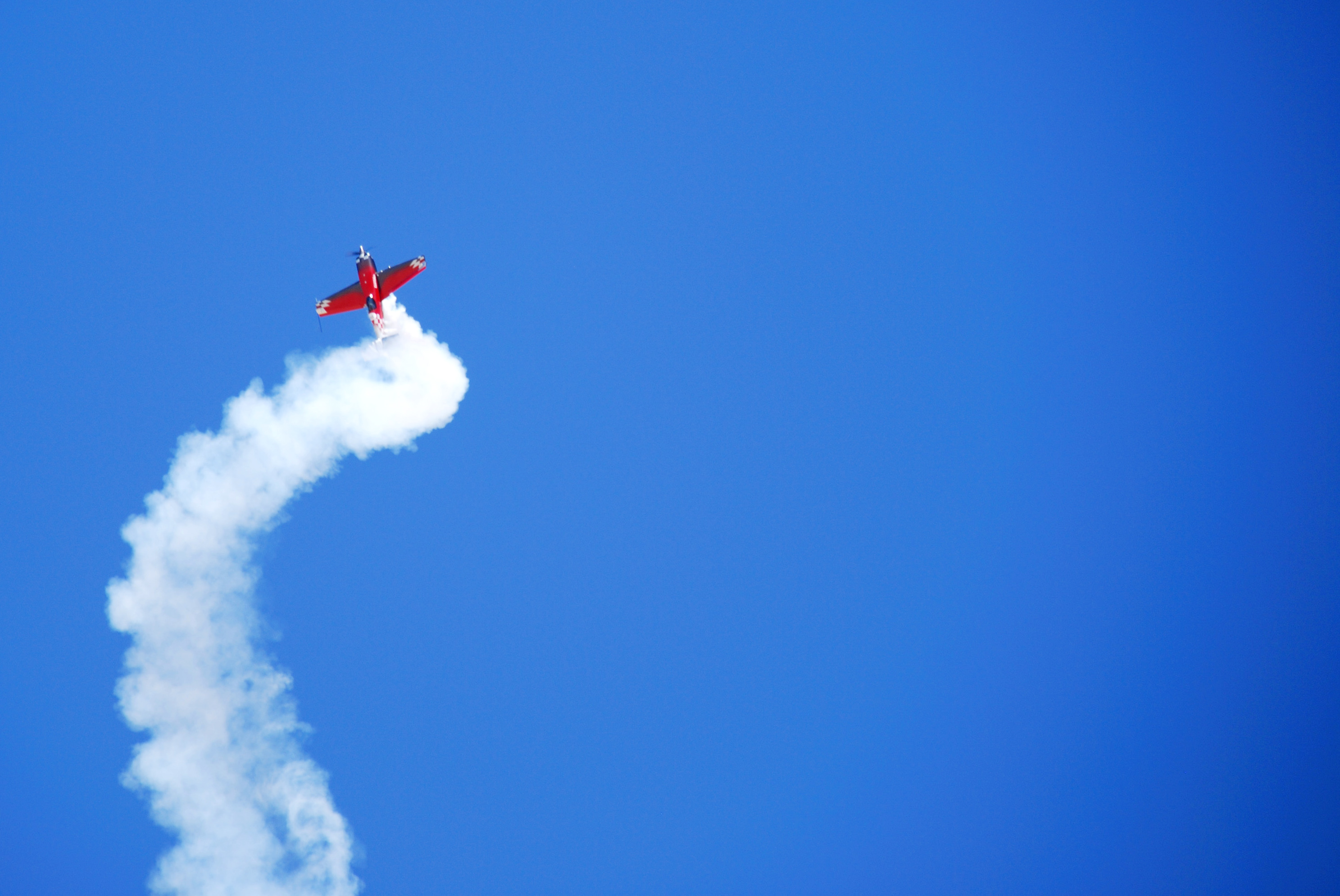 Pesawat Dilangit Hd - HD Wallpaper 