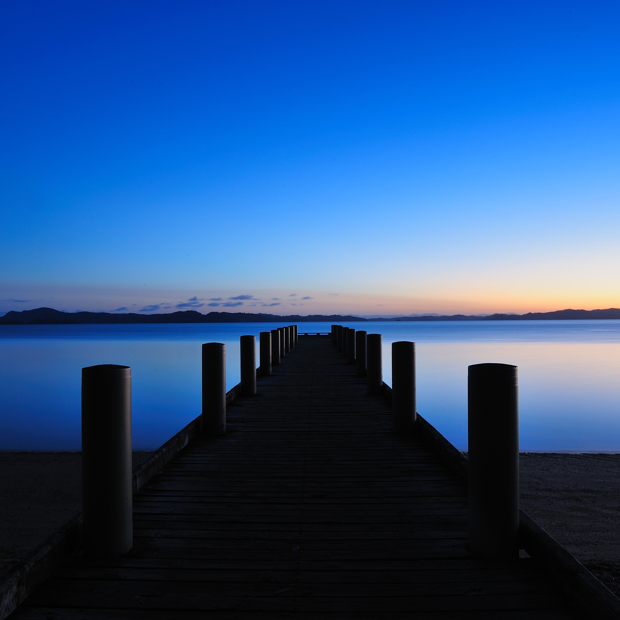 Blue Sunrise Ipad Wallpaper - Iphone Wallpaper Blue Sunrise - HD Wallpaper 
