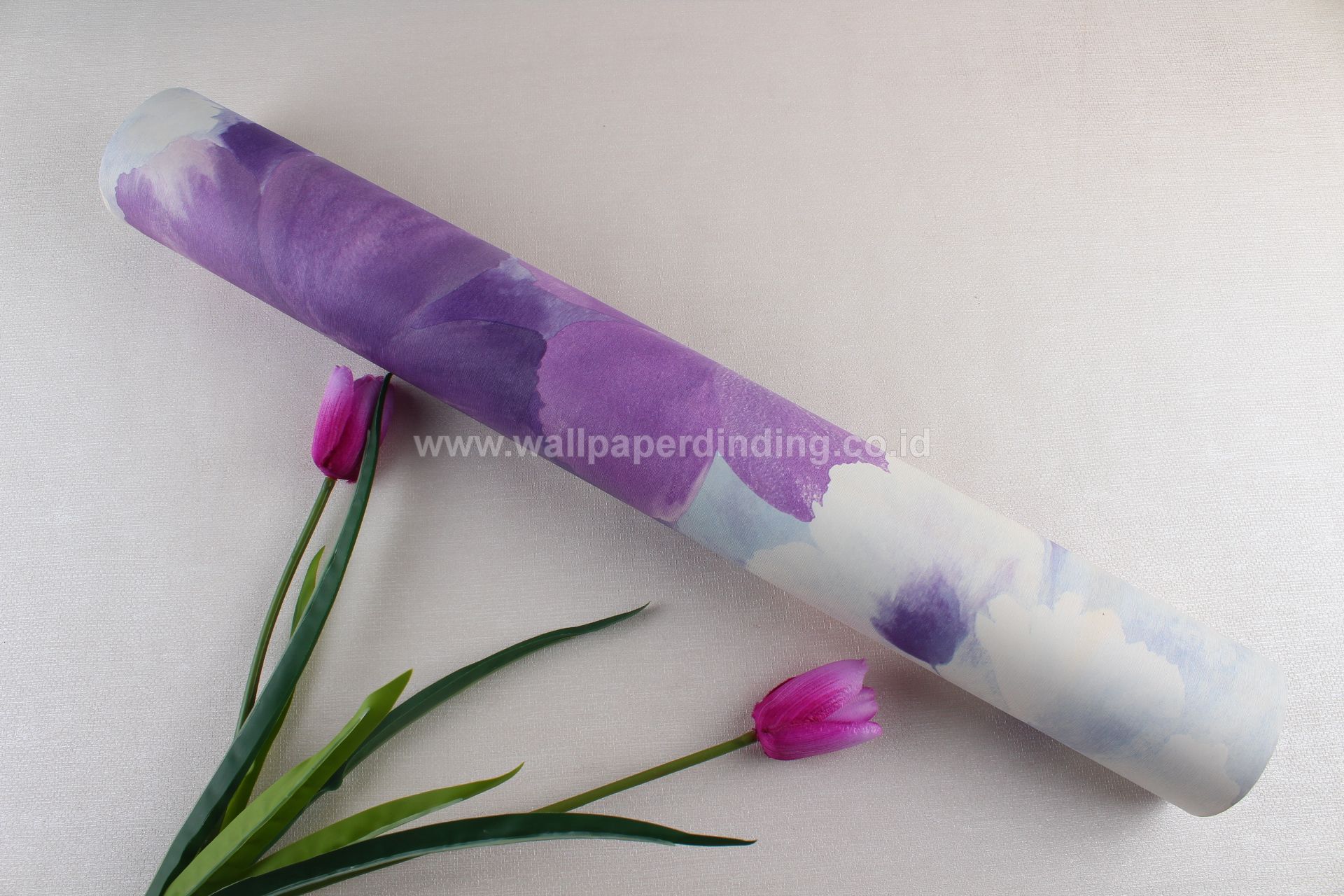 Wallpaper Dinding Bunga Ungu Biru Muda Lux 327 - Artificial Flower - HD Wallpaper 