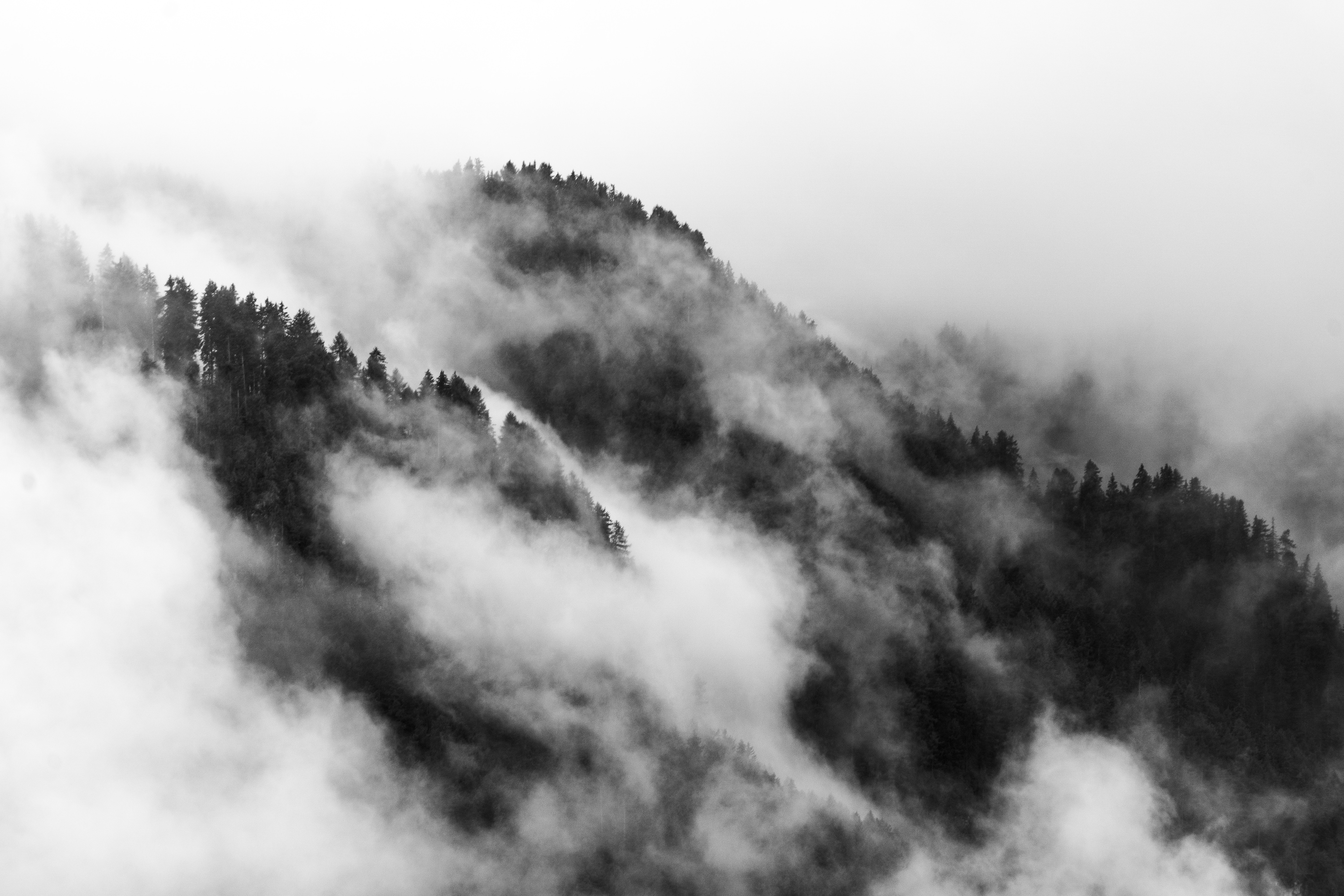 Black And White Mountain - HD Wallpaper 