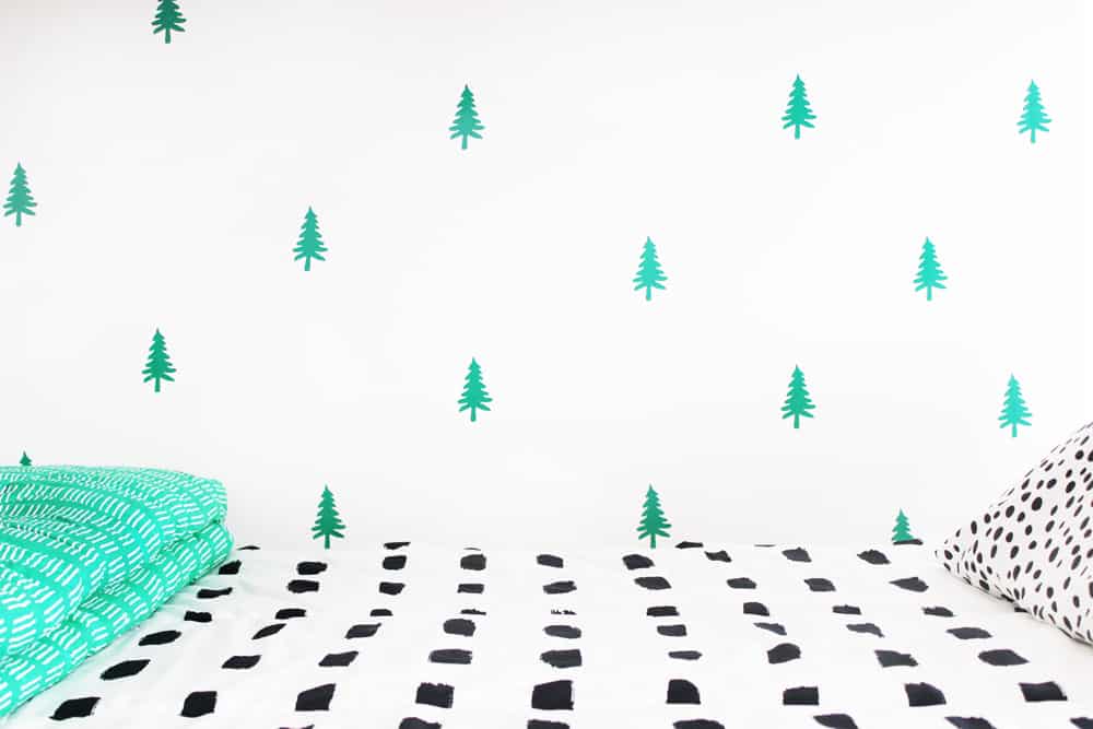 How Cute Is This Diy Tree Wall Guess What It Took Less - Christmas Tree - HD Wallpaper 