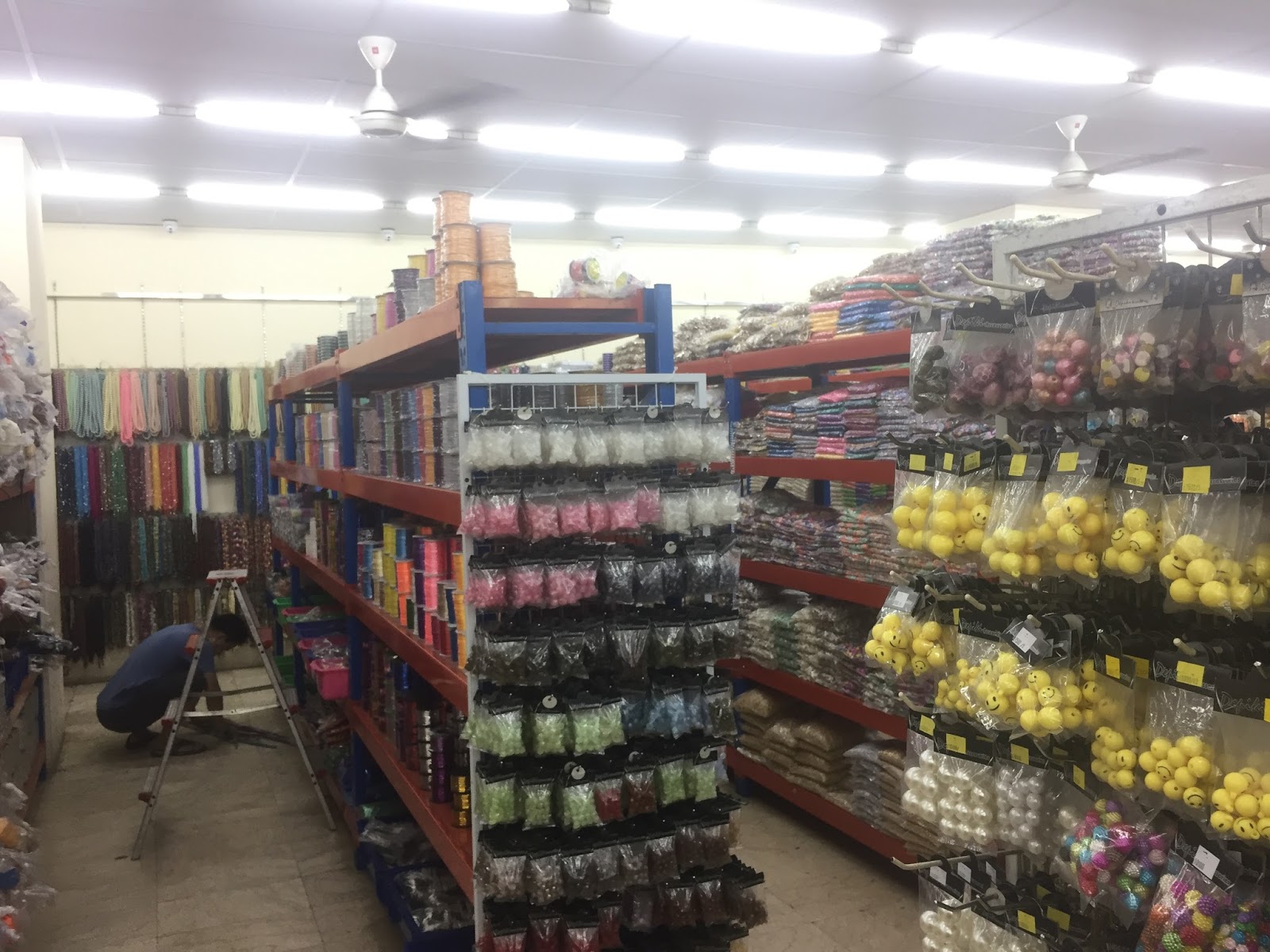 Library - HD Wallpaper 