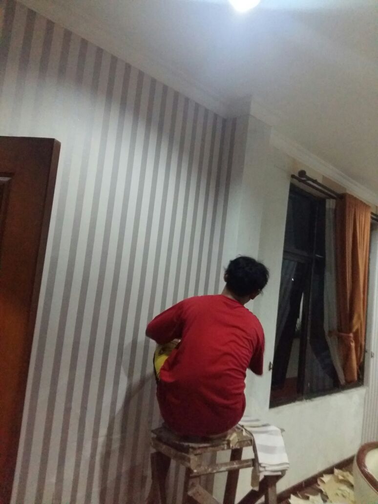 Tukang Pasang Wallpaper - House - HD Wallpaper 