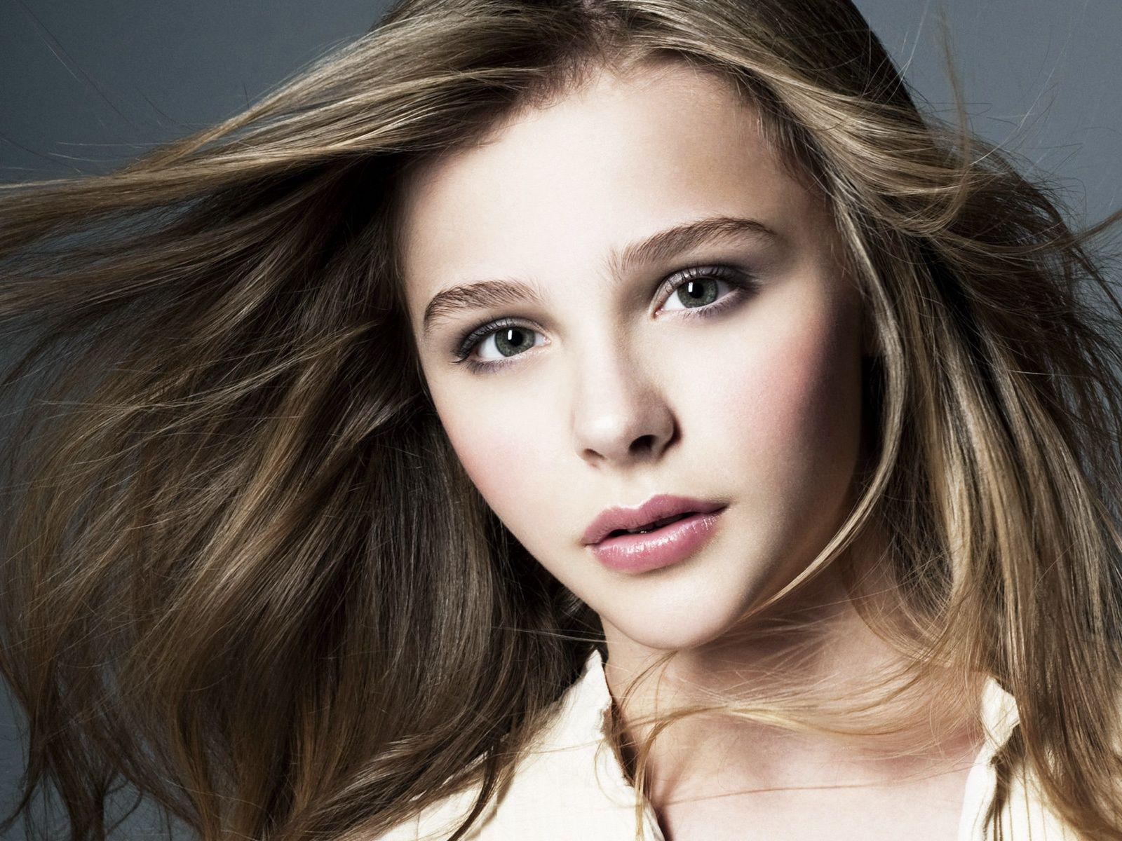 Hd Chloe Grace Moretz Wallpaper - Brain On Fire Actress - HD Wallpaper 
