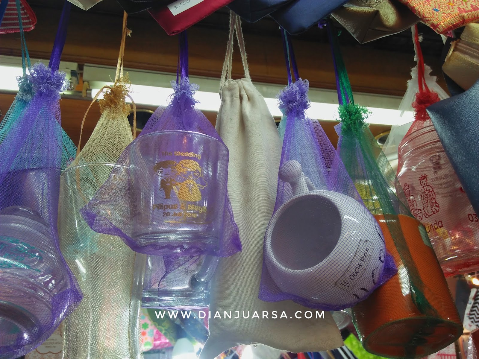 Plastic - HD Wallpaper 