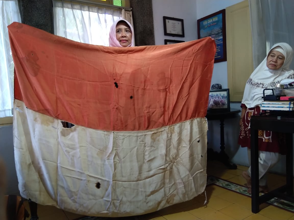 Pengibar Bendera Merah Putih Pertama  1152x864 Wallpaper  teahub.io