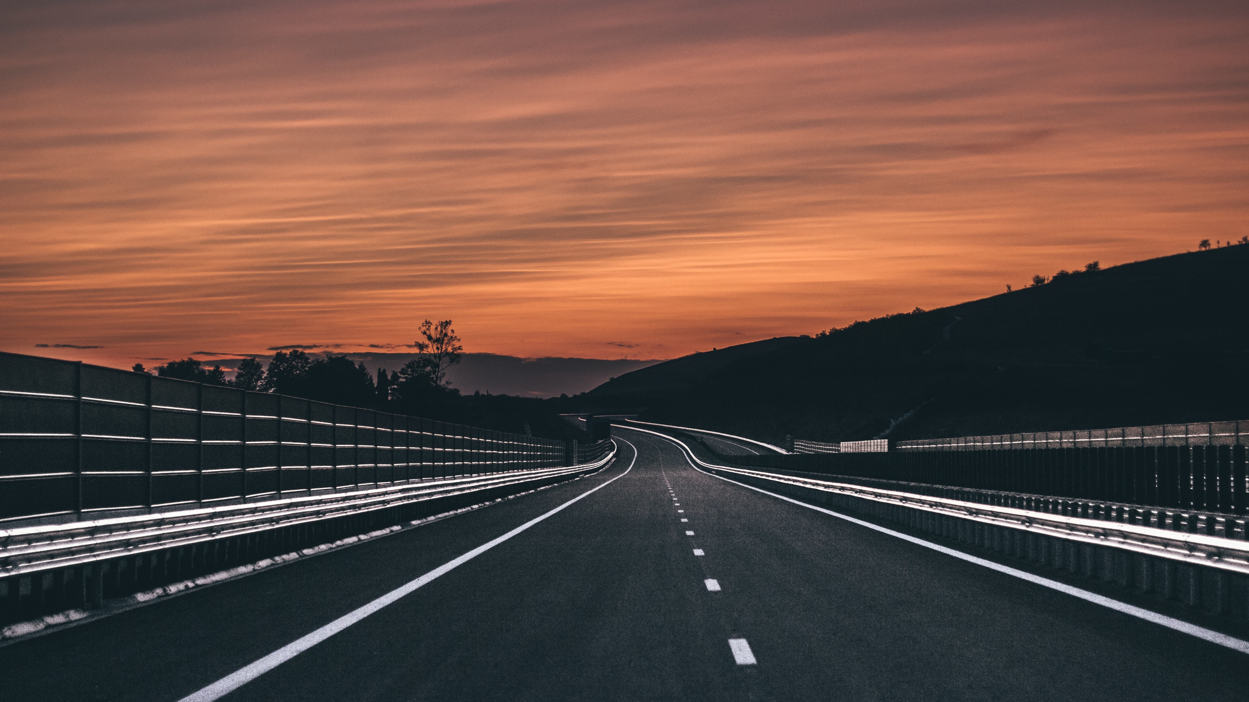 Evening Road Photo Hd - HD Wallpaper 