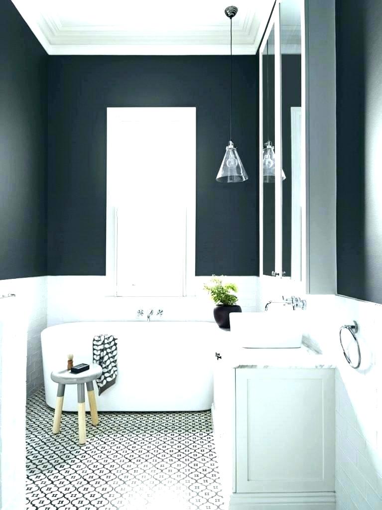 Vintage Bathroom Black And White Vintage Black And - Half Tiled Bathroom Wall - HD Wallpaper 