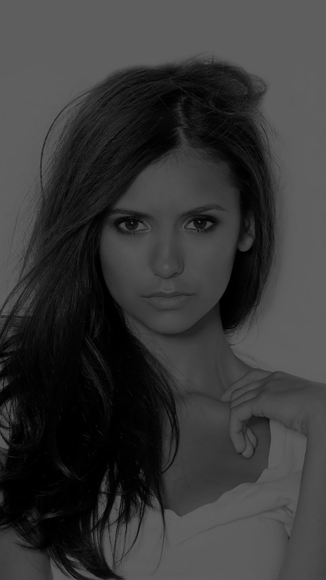 Nina Dobrev Dark Pretty Celebrity Sexy Iphone Wallpaper - Nina Dobrev Face - HD Wallpaper 