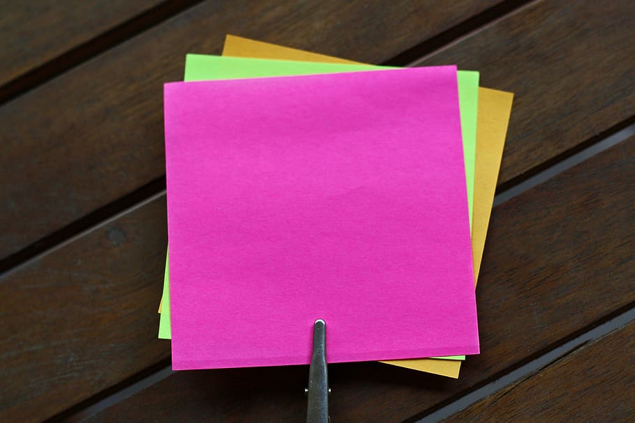 Three Sticky Notes On Brown Panel, Blank, Post Notes, - Sticky Notes - HD Wallpaper 