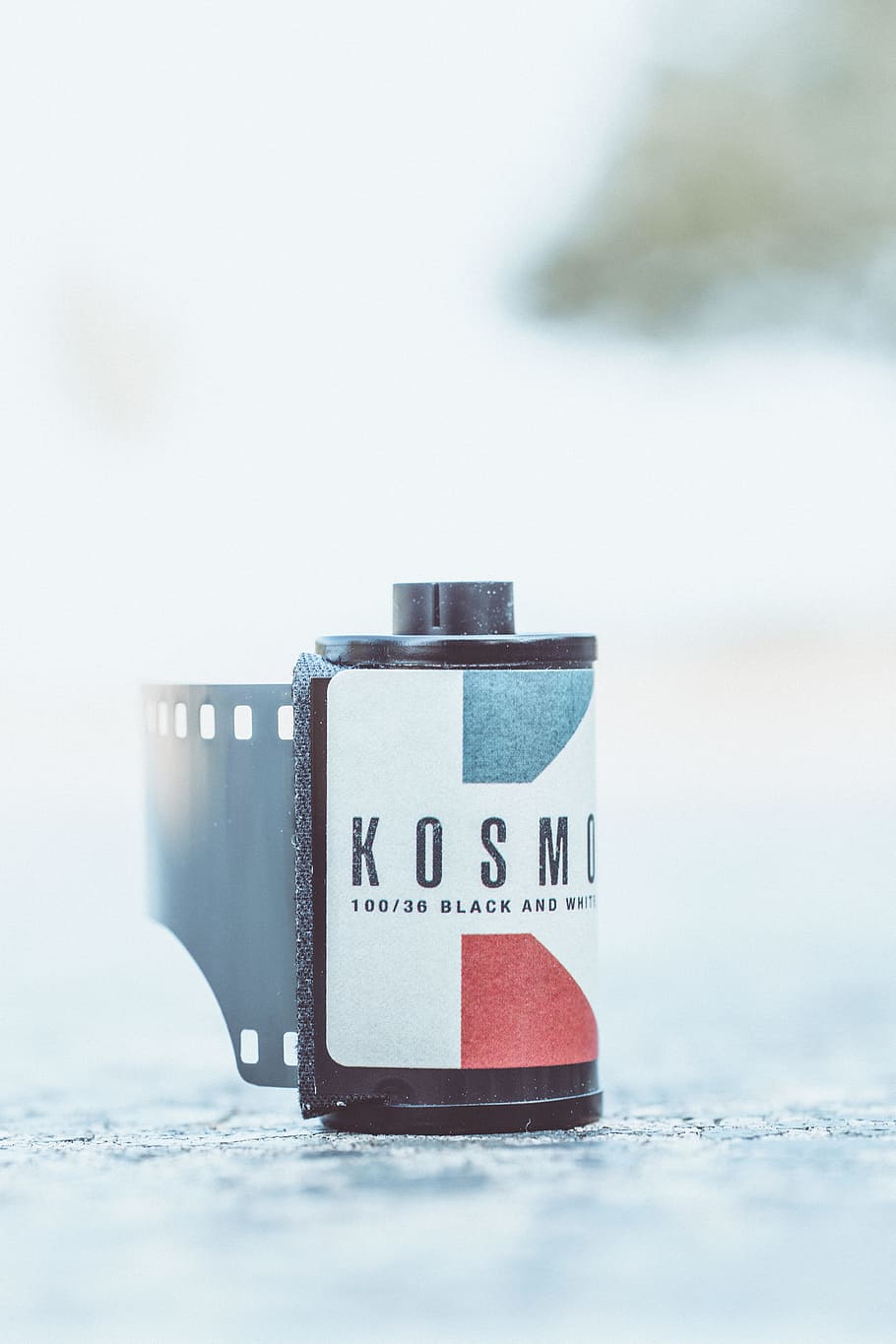 Black Kosmo Camera Film, Antique, Contemporary, Film - Photographic Film - HD Wallpaper 