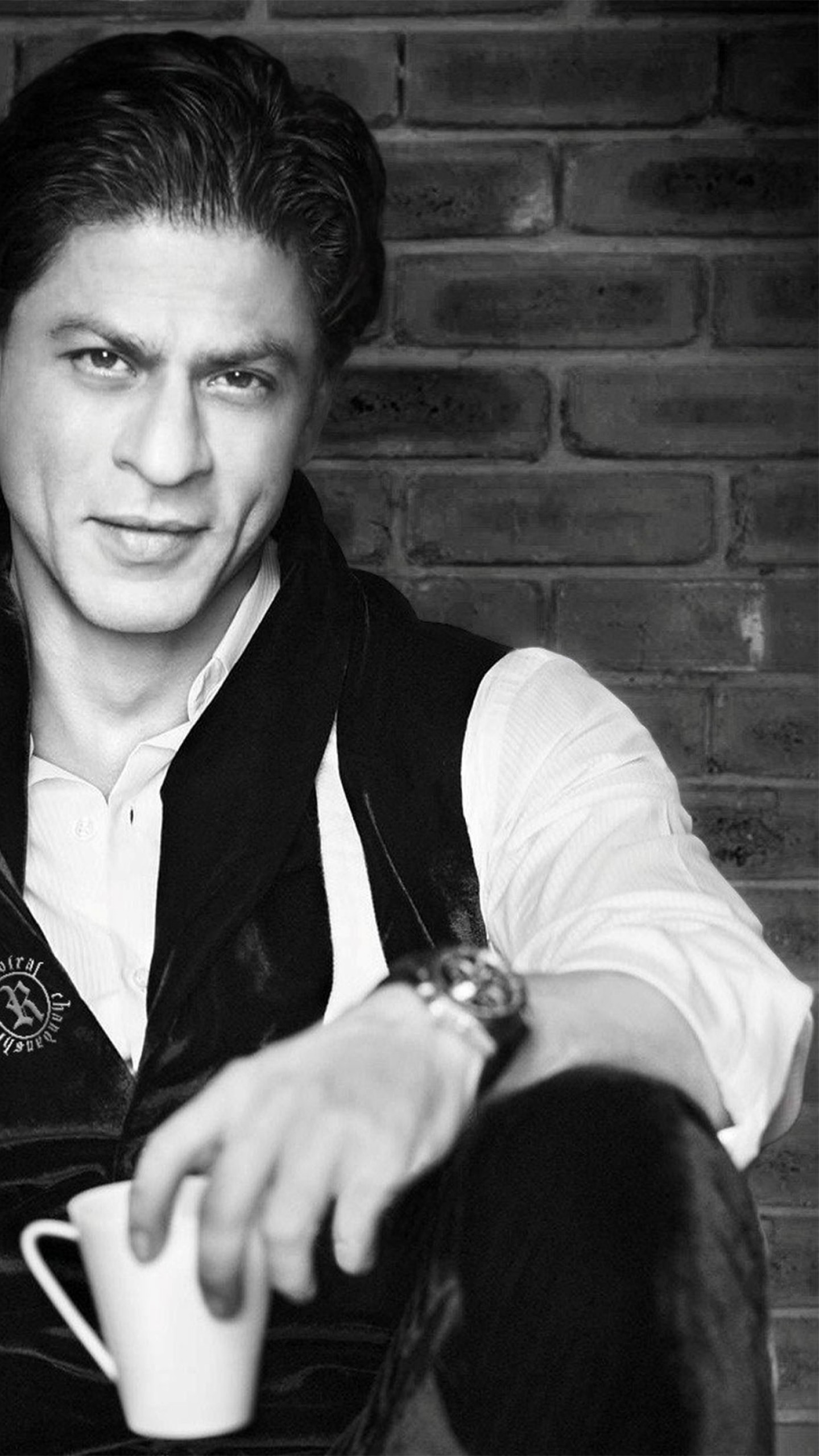 Shahrukh Khan Wallpaper 4k - 1440x2560 Wallpaper 