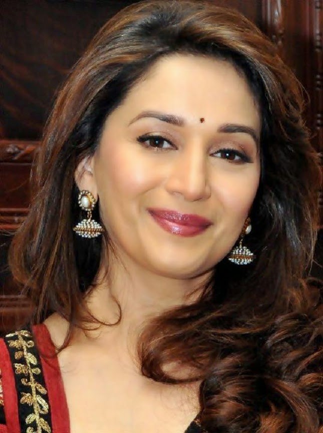 Madhuri Dixit Hd Wallpaper Madhuri Dixit, Bollywood - Madhuri Dixit Photo Hd - HD Wallpaper 