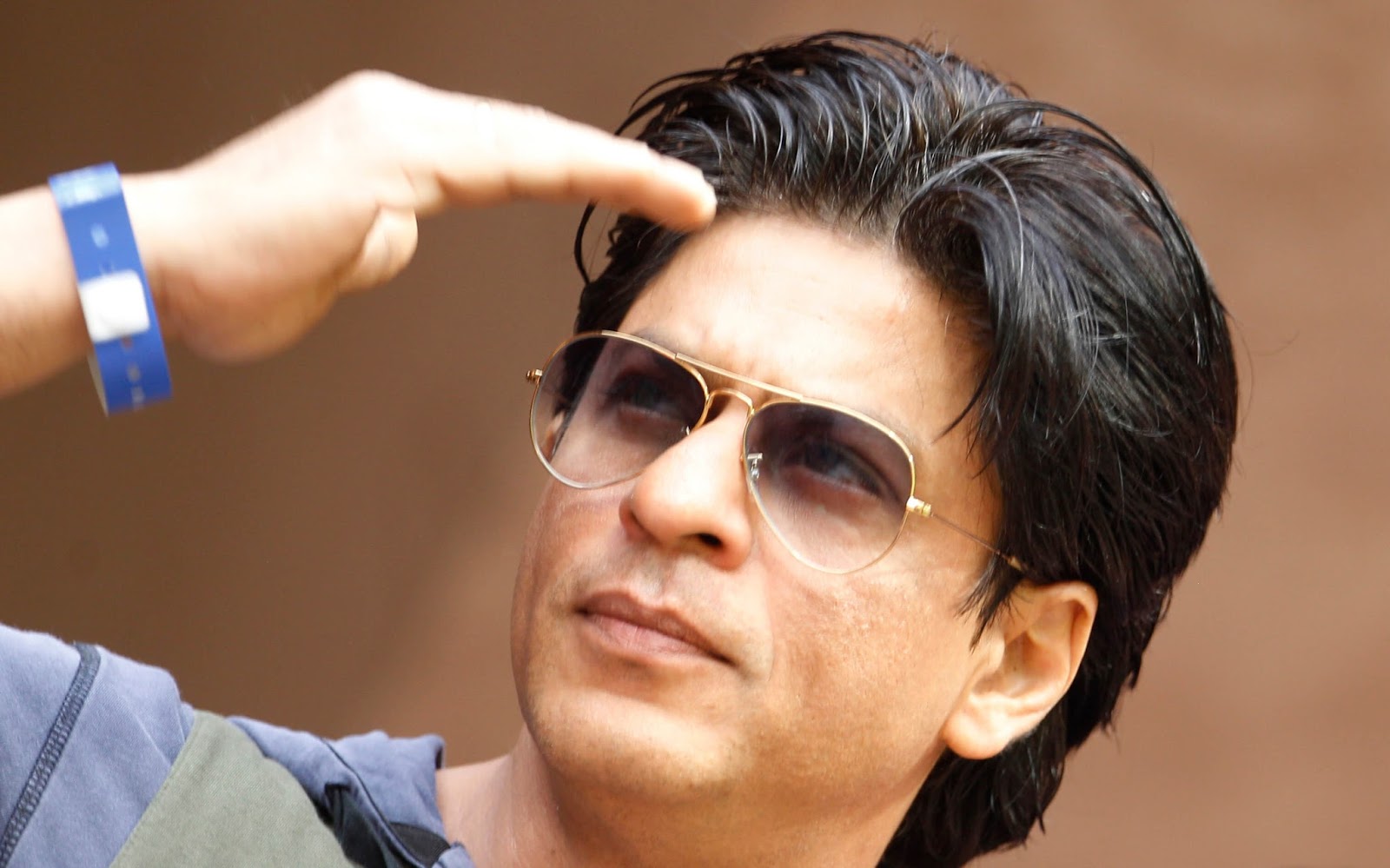 Shahrukh Khan Full Hd 1080p Photos - Shahrukh Khan Middle Parting - HD Wallpaper 