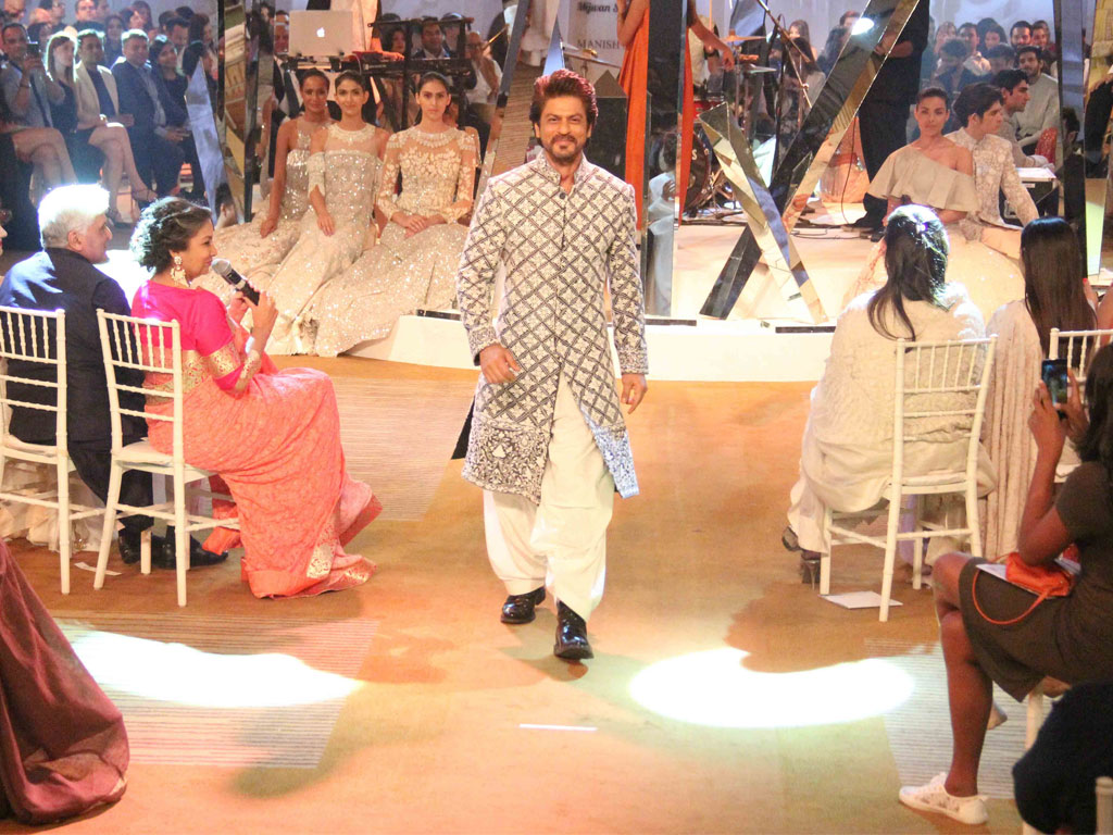 Shahrukh Khan New Full Images Hd - HD Wallpaper 