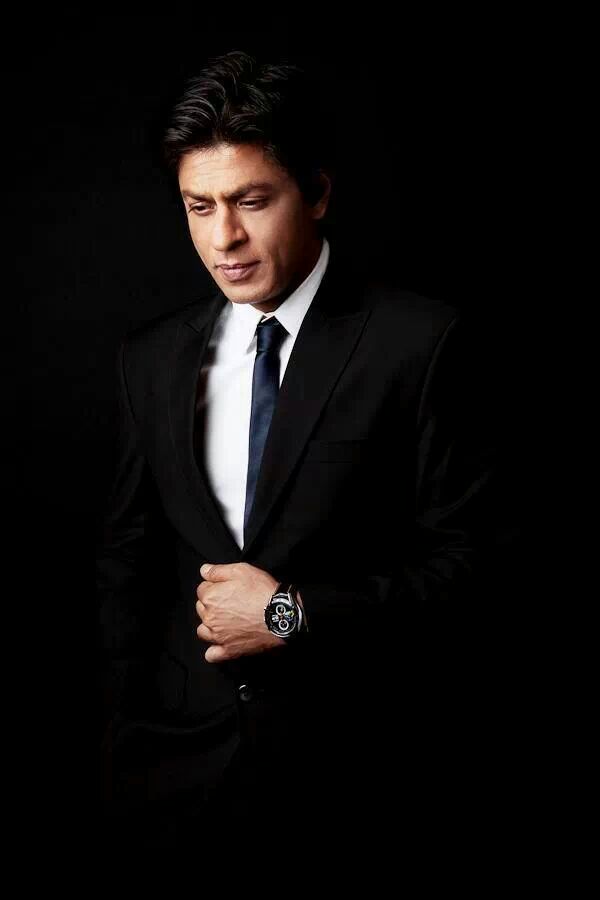 001 Shahrukh Khan Wallpaper - Shahrukh Khan In Suit - 600x900 Wallpaper -  