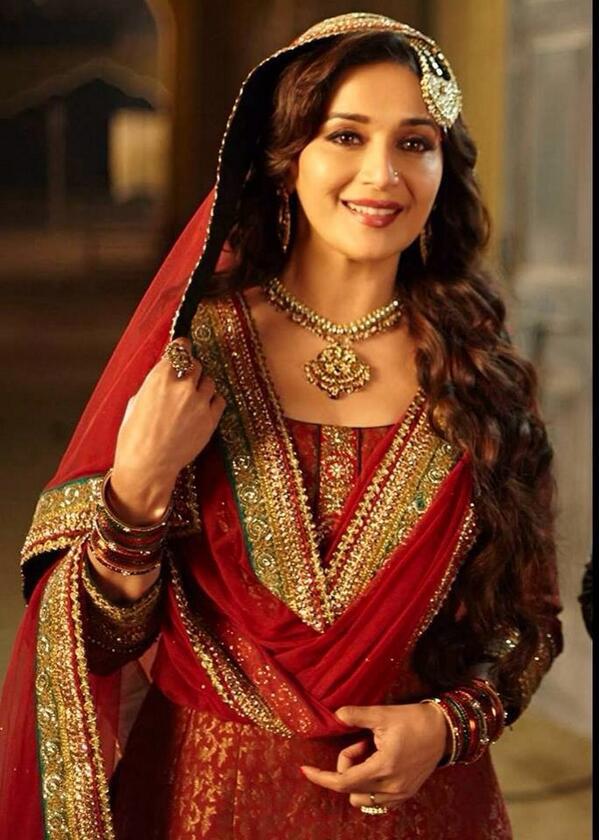 Madhuri Dixit Dedh Ishqiya - HD Wallpaper 