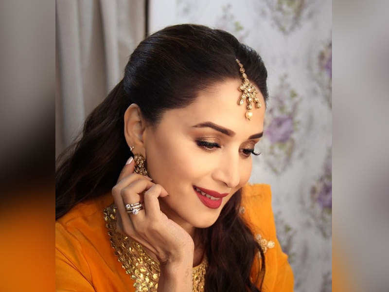 Jennifer Aniston Young - HD Wallpaper 