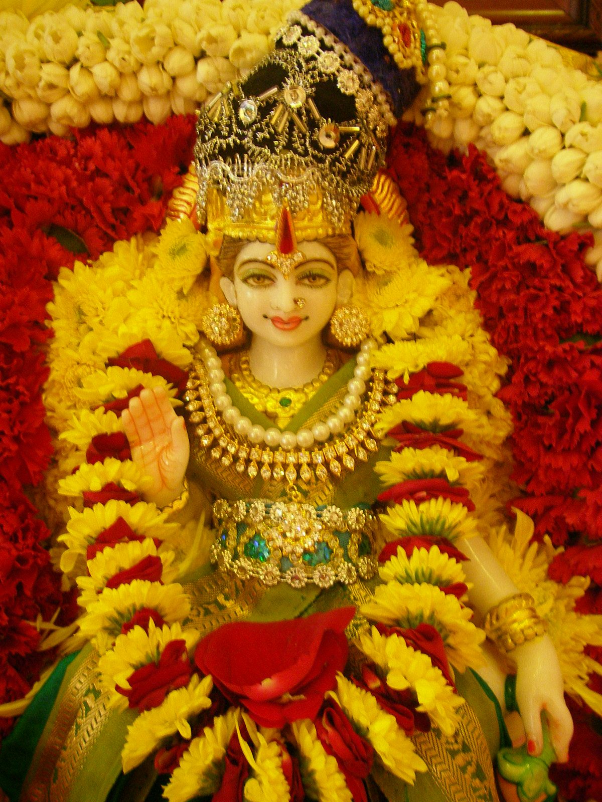 Lord Annapurna Devi - 1200x1600 Wallpaper Lord Annapurna Devi - 1200x1600 Wallpaper