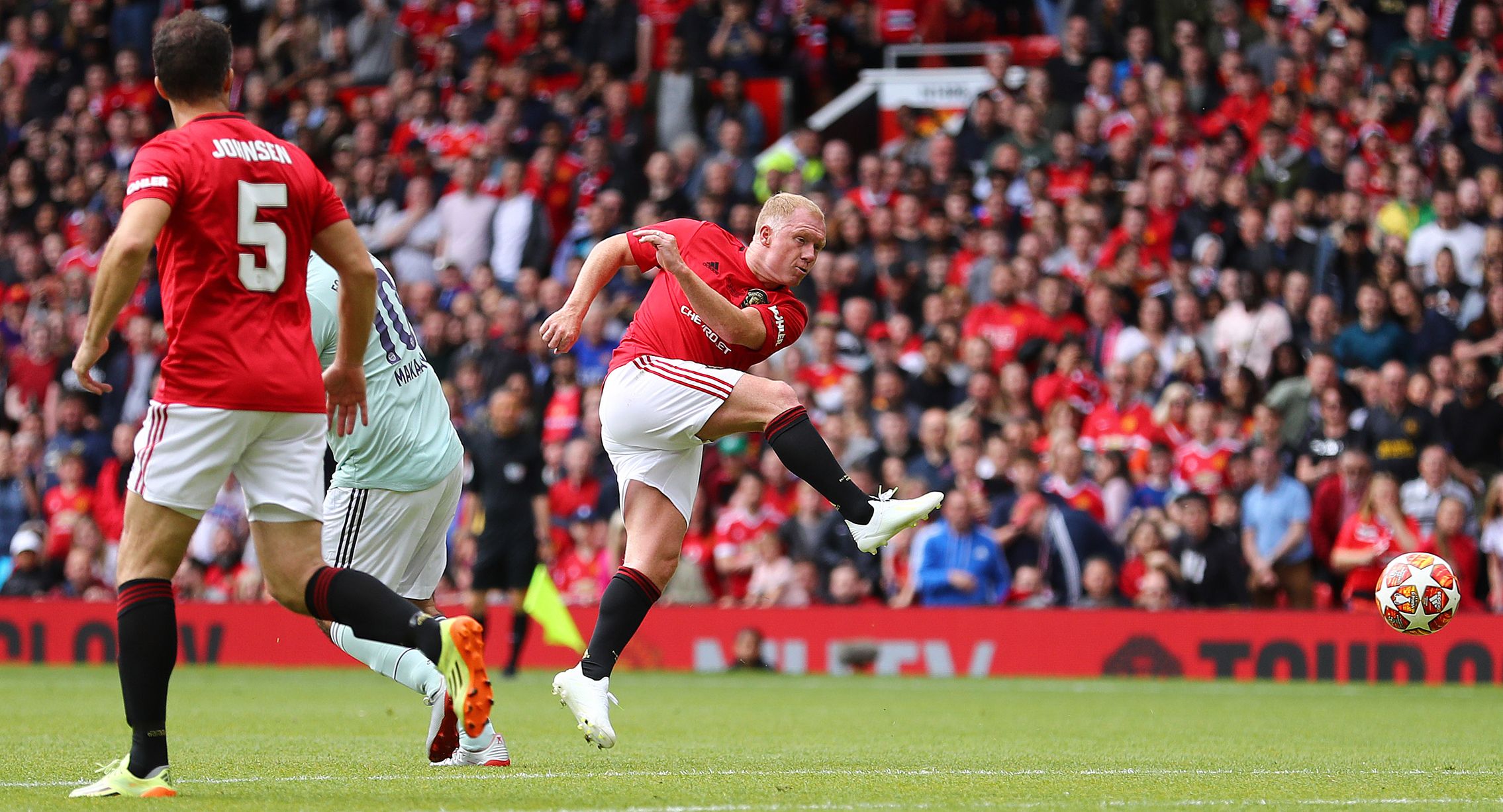 Man Utd Vs Bayern Munich Legends 2019 - HD Wallpaper 