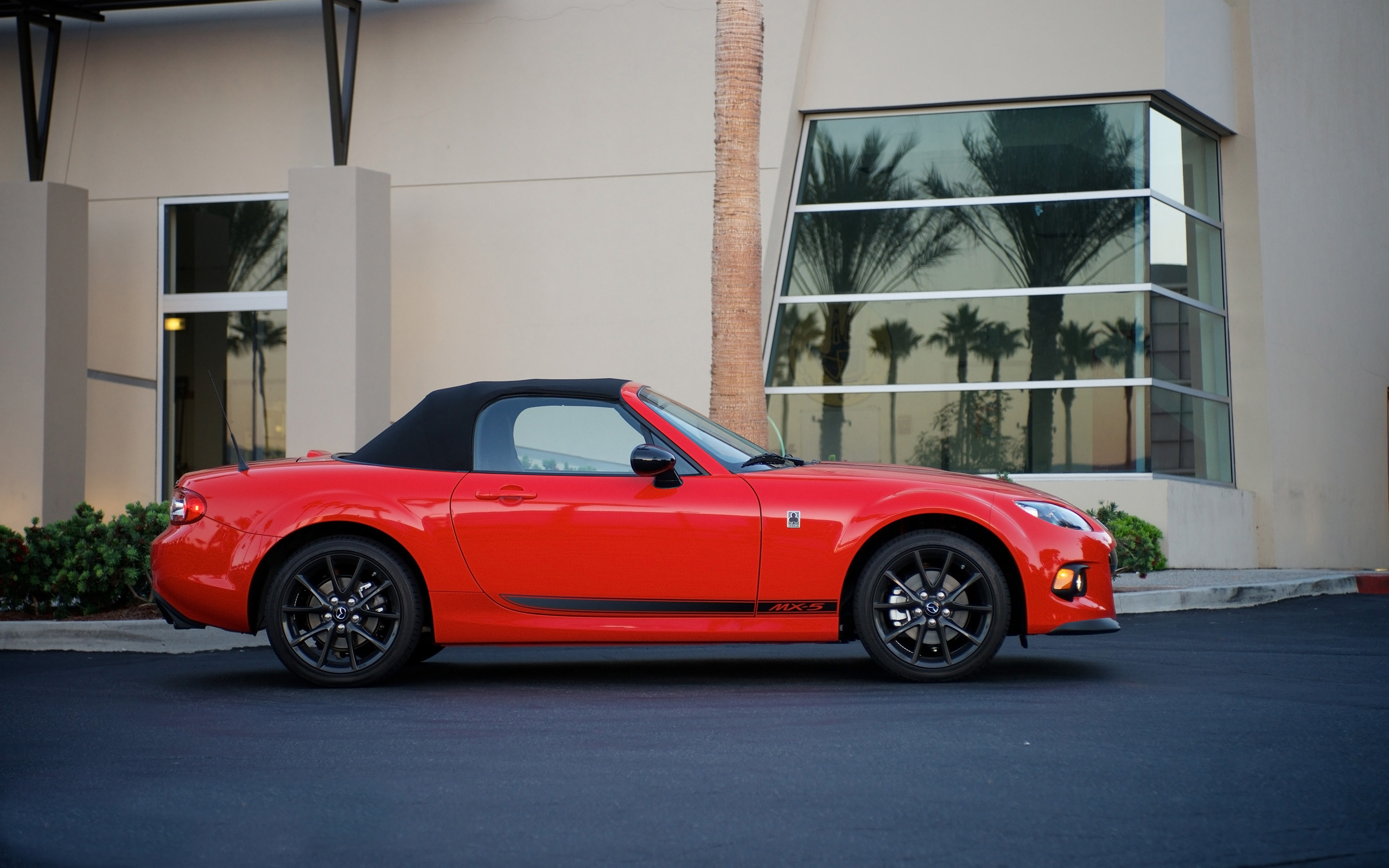 Mazda Mx-5 - HD Wallpaper 