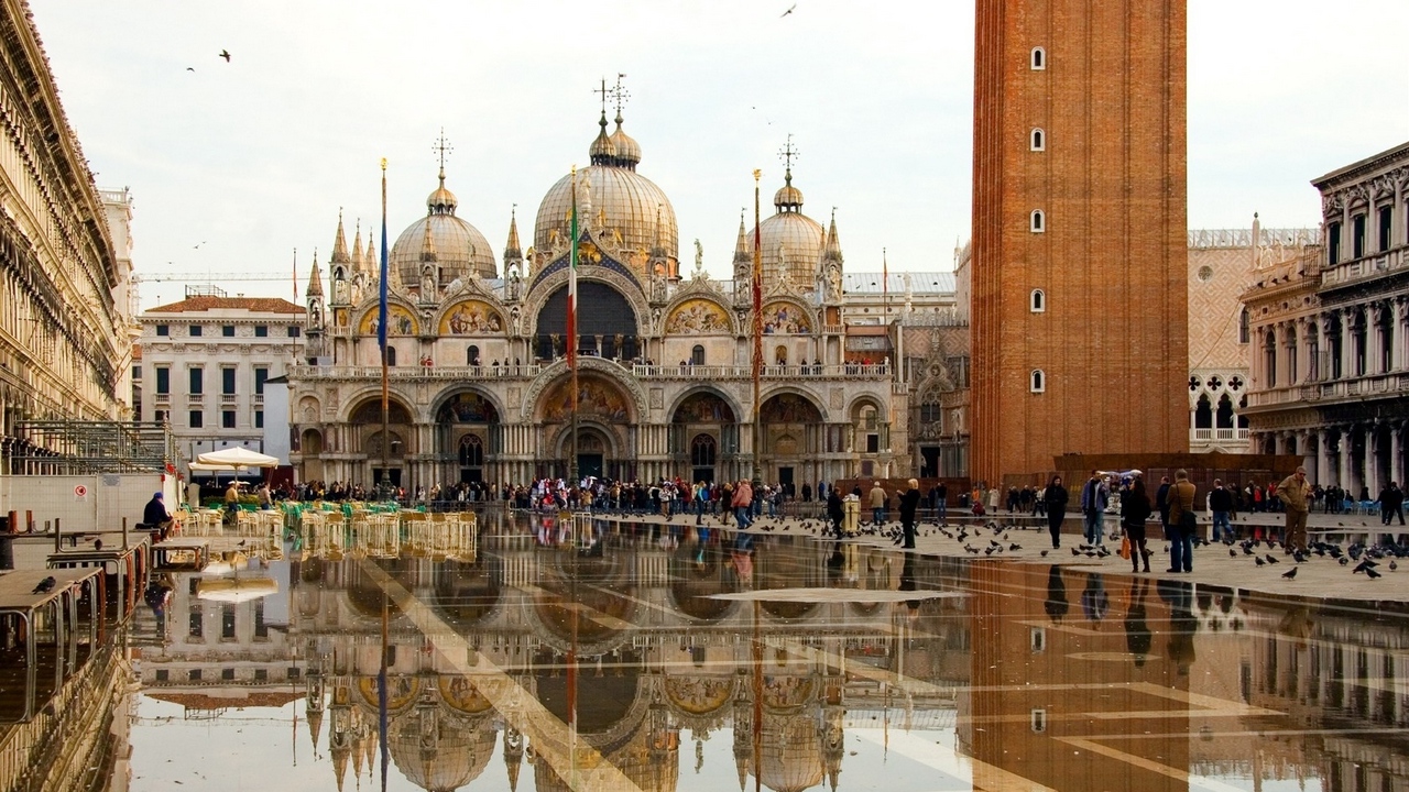 Wallpaper Venice, Piazza San Marco, St Marks Basilica - St Mark's Basilica - HD Wallpaper 