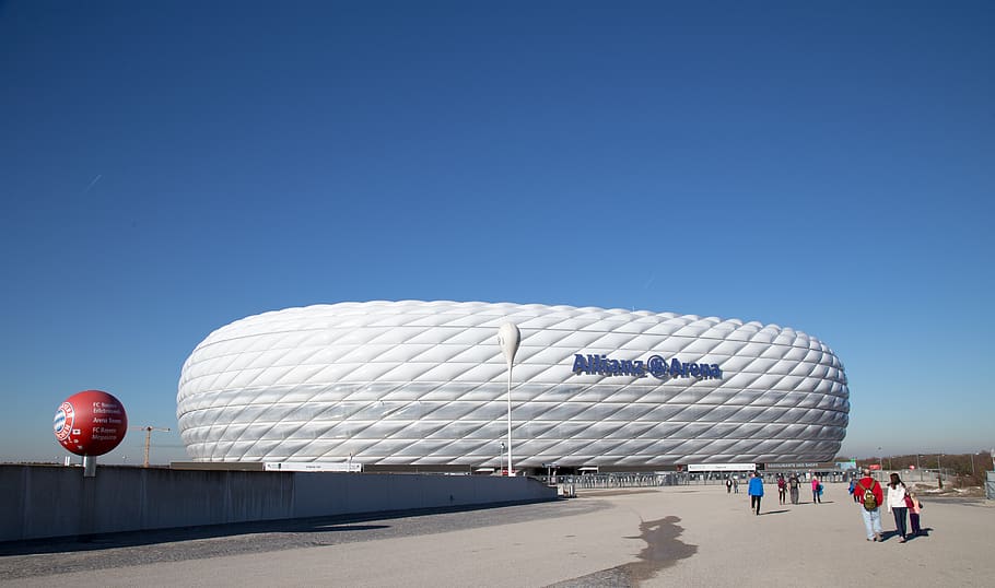Allianz Arena Under Blue Sky, Human, Person, Building, - Allianz Arena - HD Wallpaper 