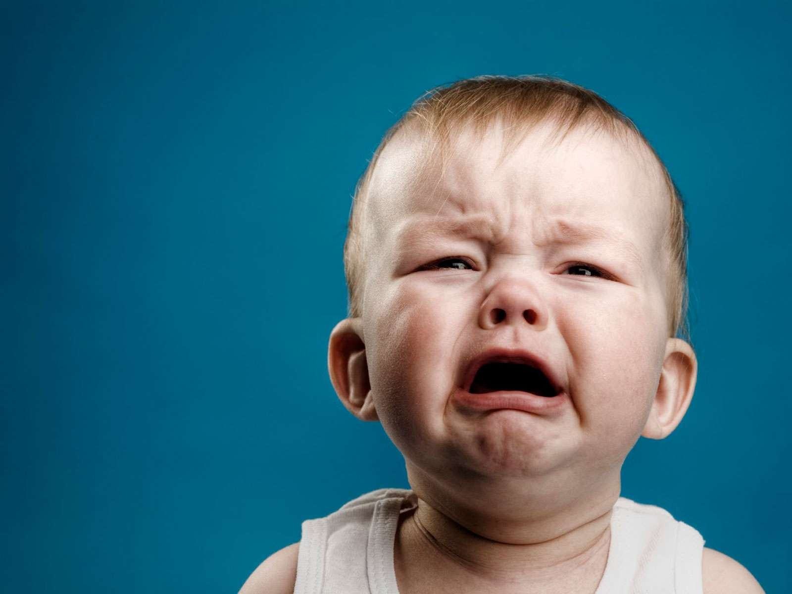 Cute Crying Baby Unique Hd Wallpapers - Cute Baby Crying Hd - HD Wallpaper 