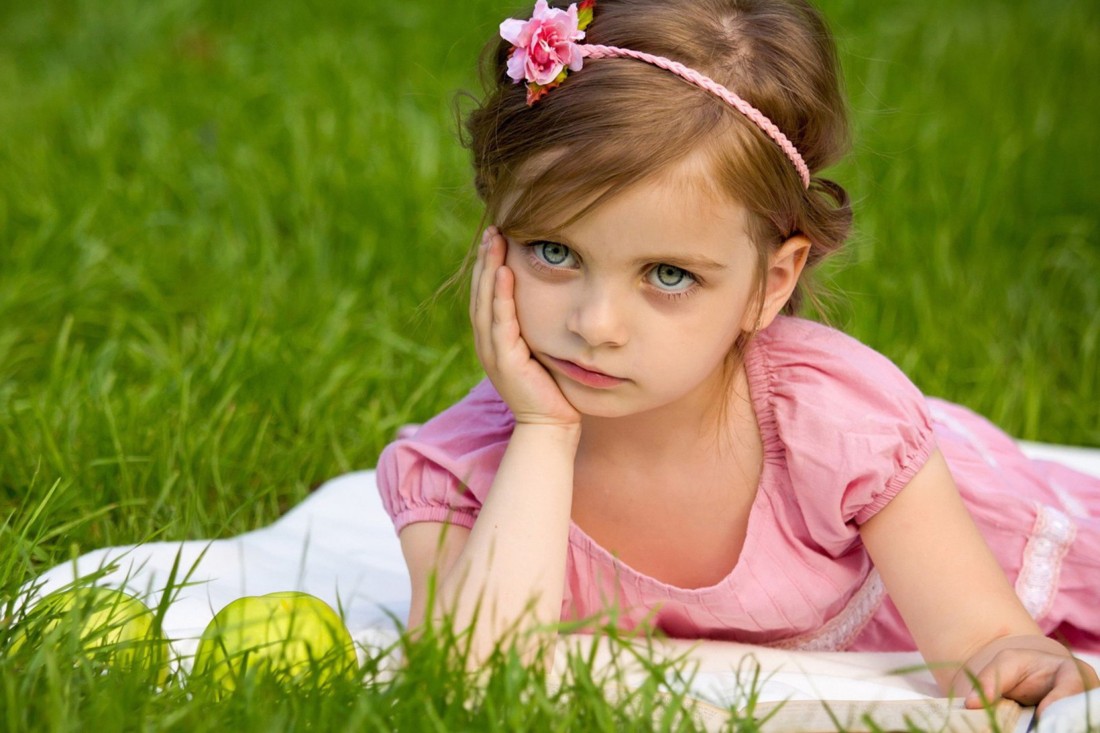 Child S Love - Boring Girl - HD Wallpaper 