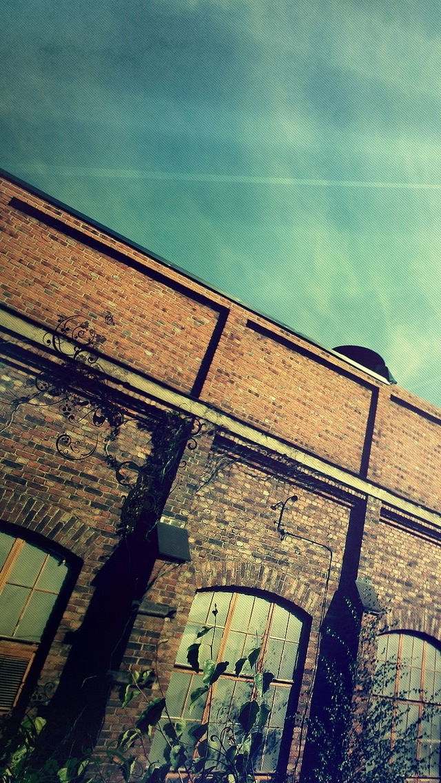 Sunday City Iphone Wallpaper - Wallpaper - HD Wallpaper 