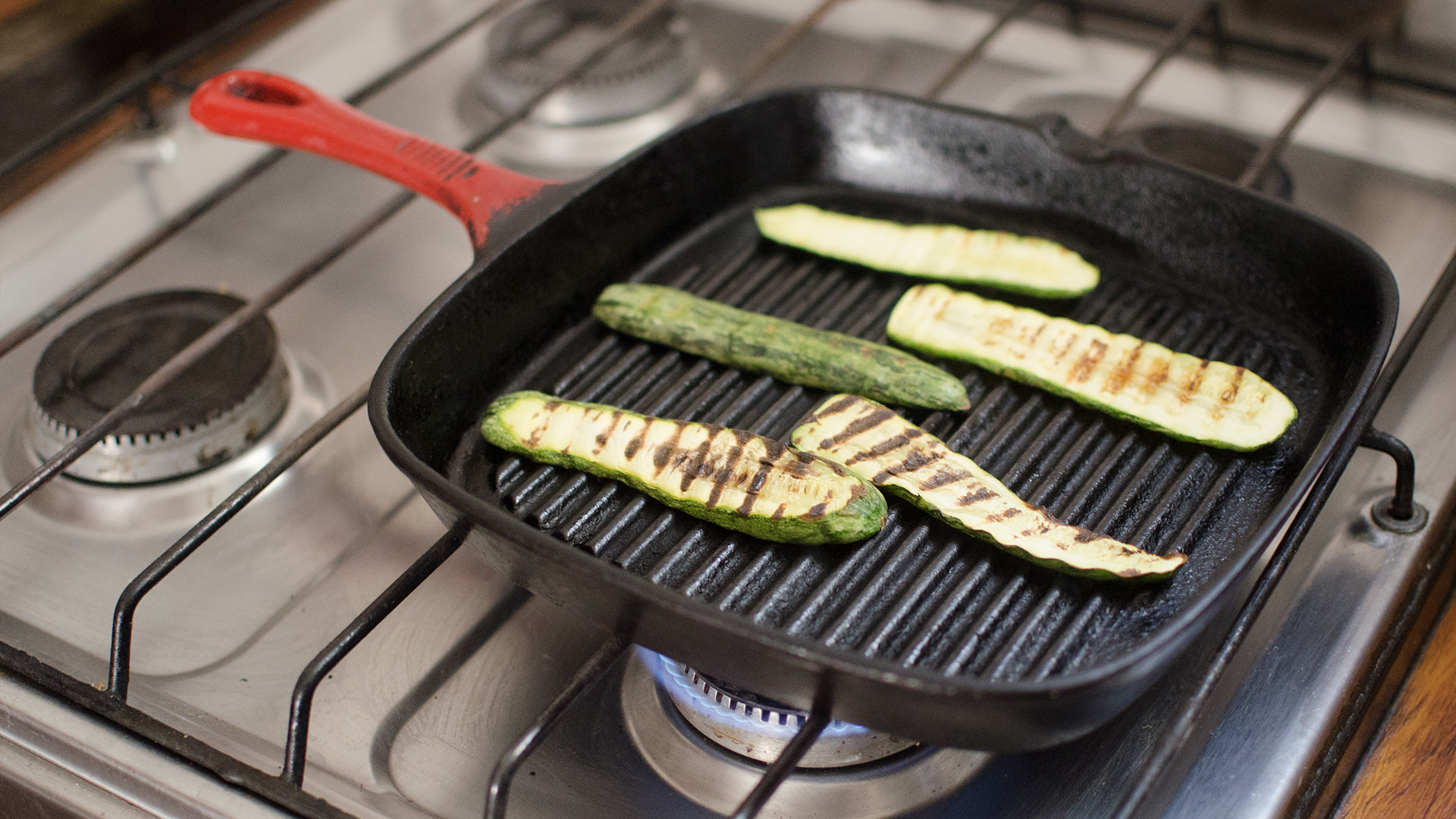 Image Titled Use A Grill Pan Step - Grill Pan Uses - HD Wallpaper 