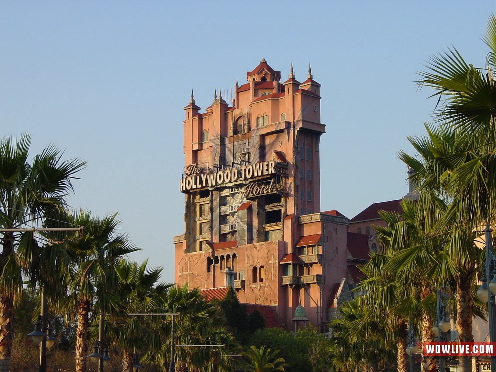 Twilight Zone Tower Of Terror Desktop Wallpaper - Disney World, The Twilight Zone Tower Of Terror - HD Wallpaper 