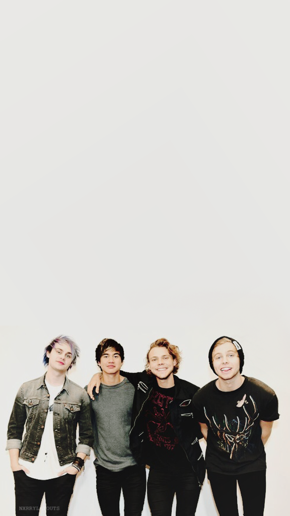 5 Seconds Of Summer 2017 - HD Wallpaper 