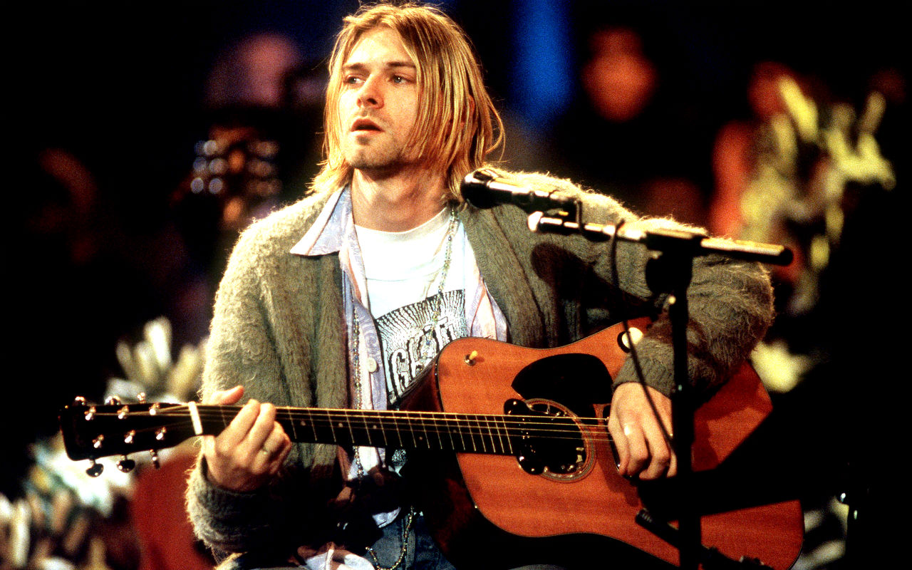 Kurt Cobain Mtv Unplugged In New York Hd Wallpaper - Kurt Cobain Wallpaper Pc - HD Wallpaper 
