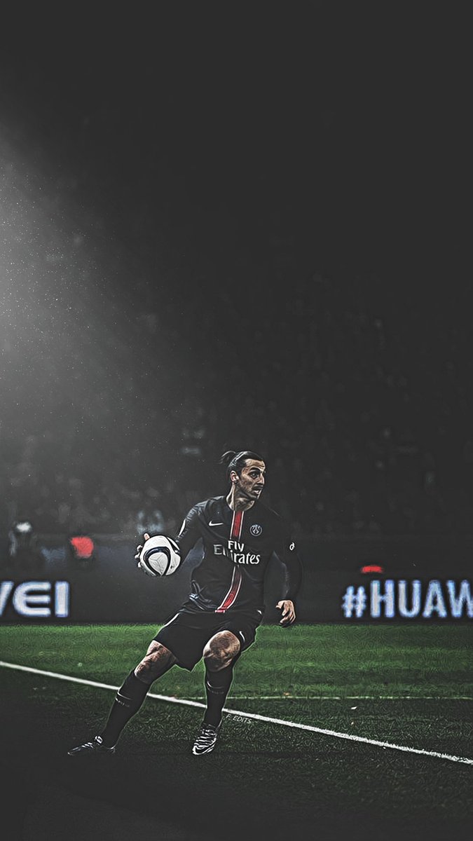 Zlatan Ibrahimovic Psg Black - HD Wallpaper 