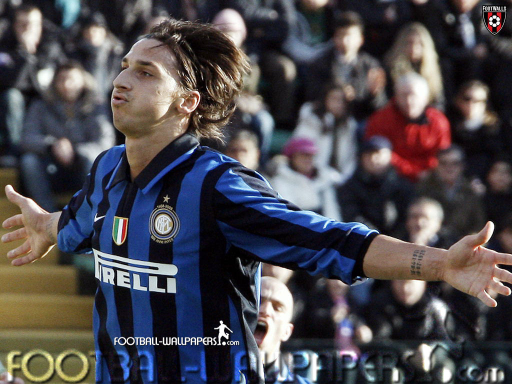 Zlatan Ibrahimovic Wallpaper - Player - HD Wallpaper 