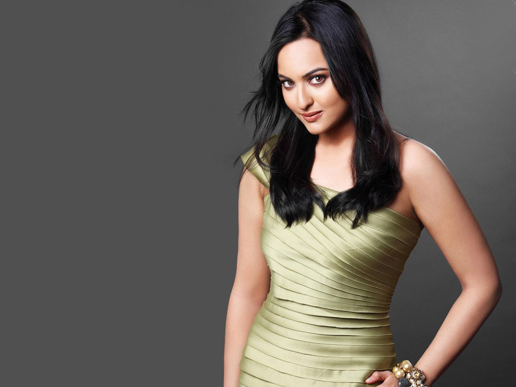 Full Size Sonakshi Sinha - HD Wallpaper 