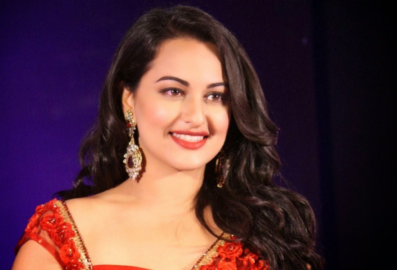 R Rajkumar Sonakshi Sinha - HD Wallpaper 