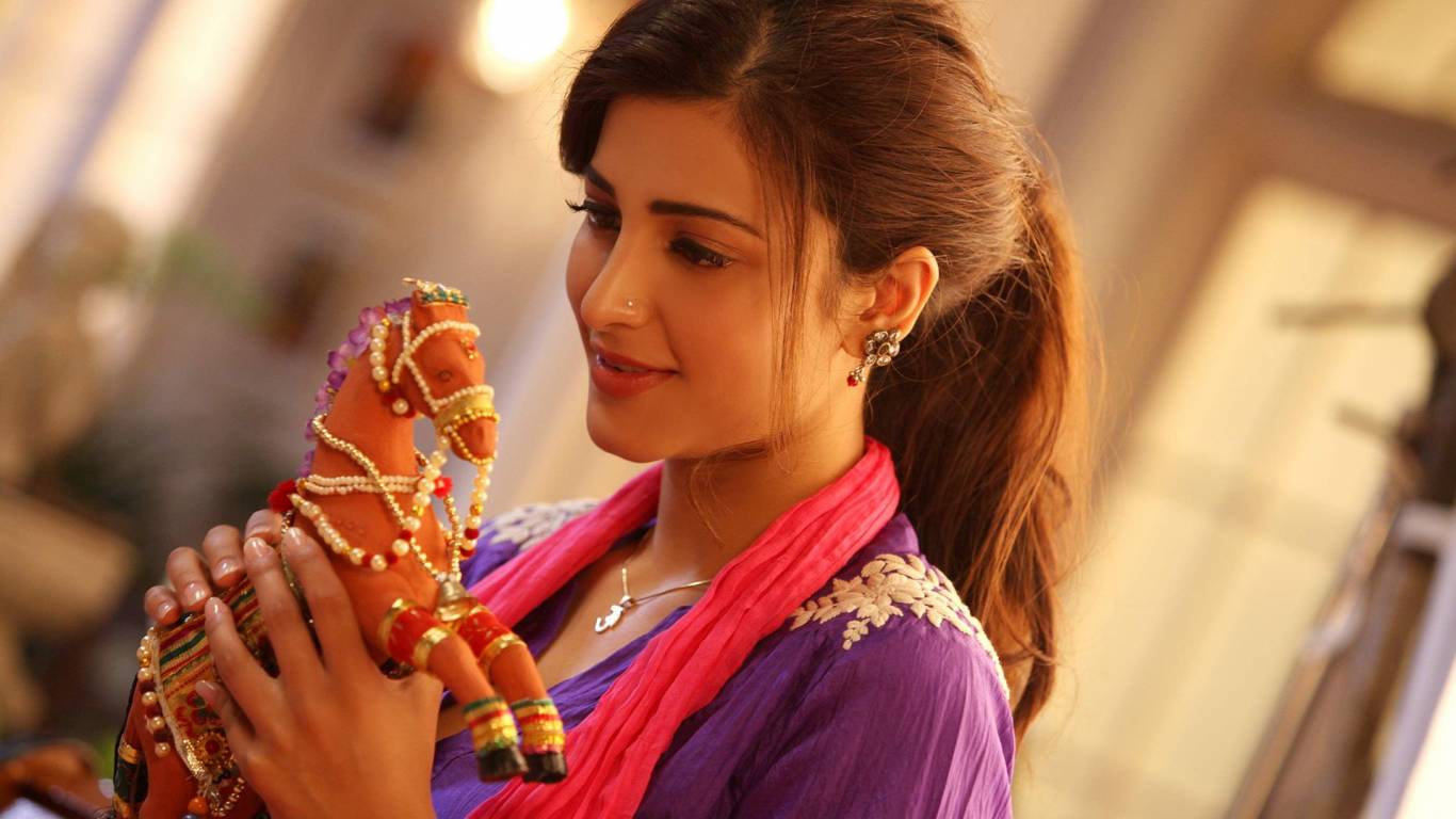 Shruti Haasan Wallpapers - Shruti Hassan - HD Wallpaper 