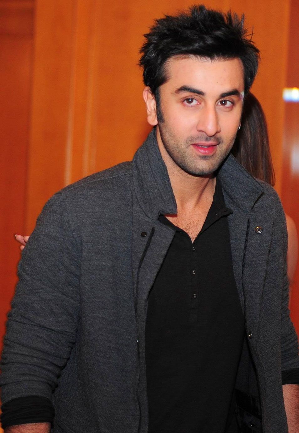 Ranbir Kapoor - HD Wallpaper 
